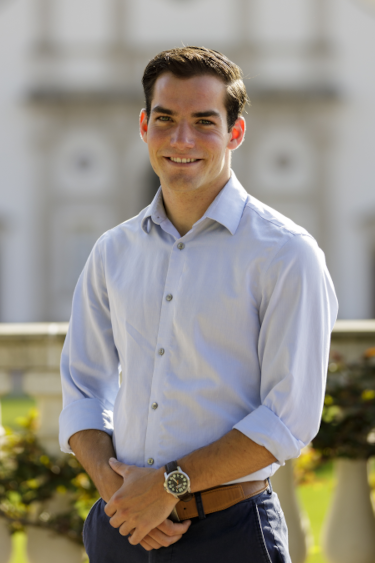 Max Alvarez (CA’26) 