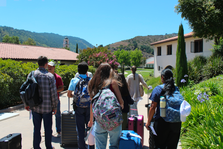 Students arrive