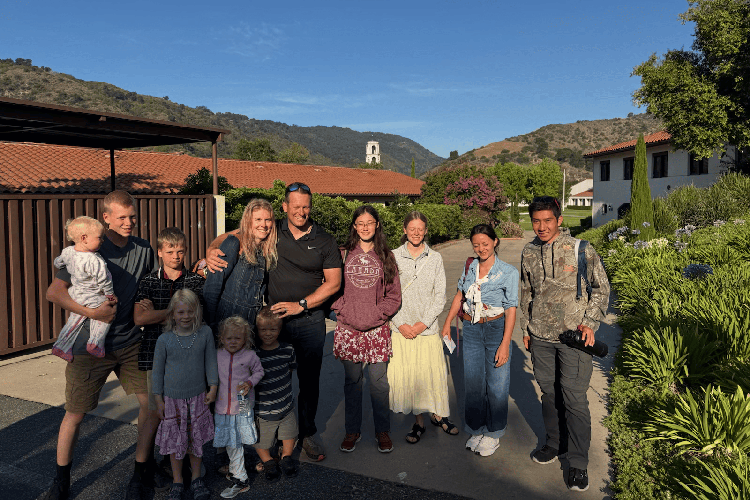 Students on the 2025 California High School Summer Program depart
