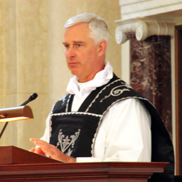 Fr. Walshe gives the homily