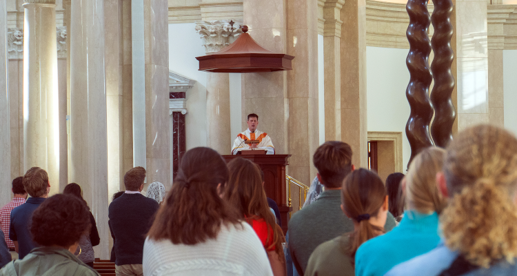Rev. John Winkowitsch, O.P. (’04), preaches in Our Lady of the Most Holy Trinity Chapel