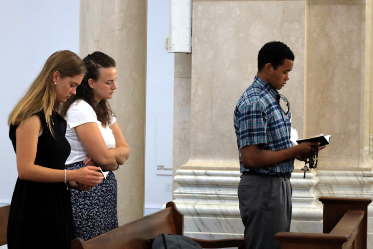 Students attend Mass