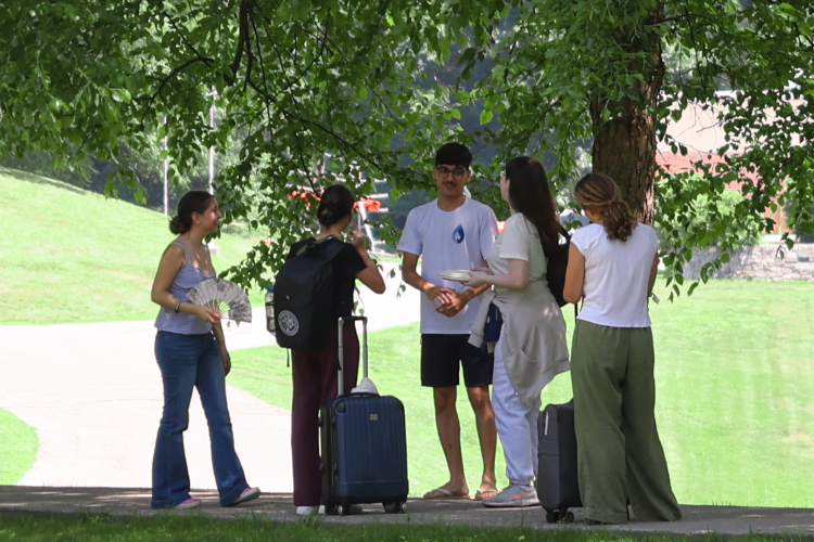 Students bid farewell