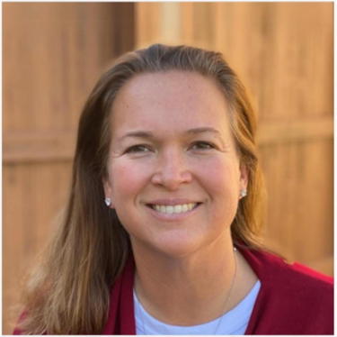 Jennifer (Danner ’98) DellaCrosse