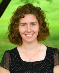 Kathleen Sullivan ('06)