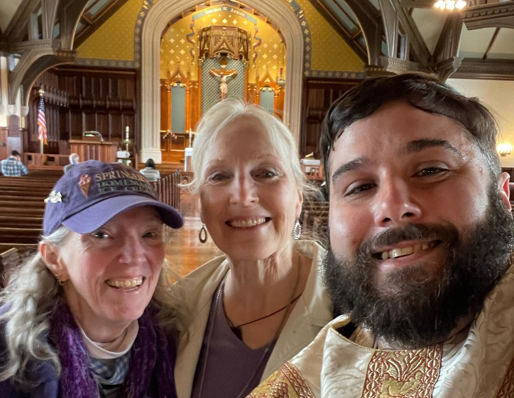 On his trip to Thomas Aquinas College, New England, Rev. Ryan Rooney visits with two old friends, Dr. Nancy Faller (campus nurse) and Joanne Dowdy (mother of Will ’05 and a teacher at Northfield Mount Hermon).