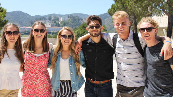 Freshmen arrive on the California Summer Program