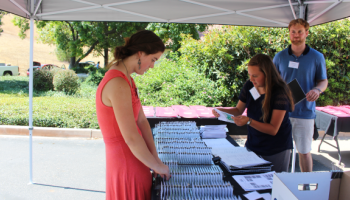 Students arrive on the California campus