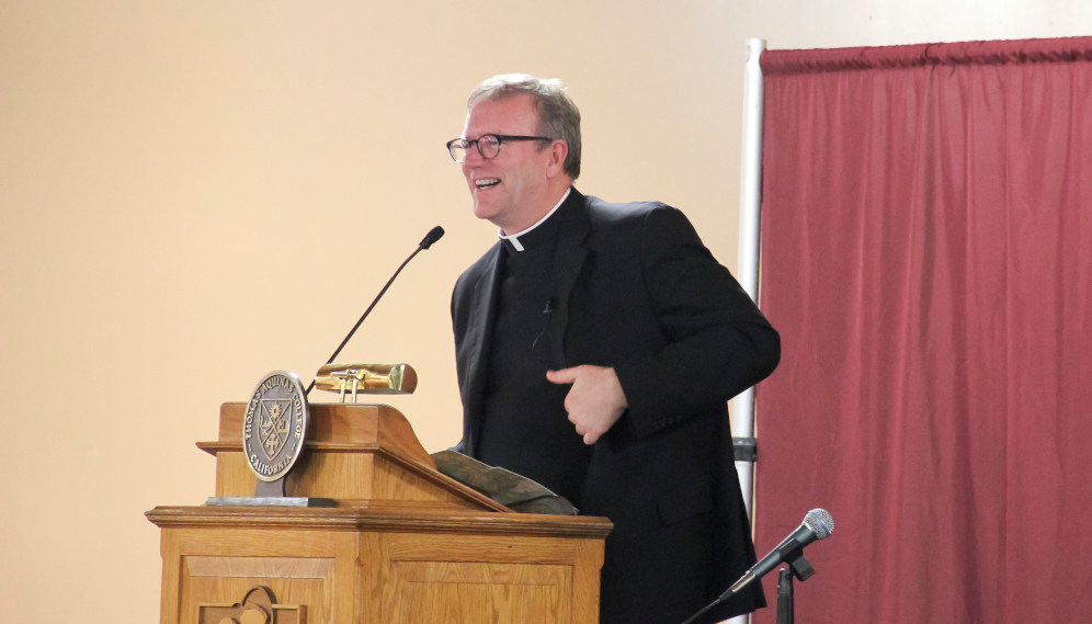 Bishop Barron delivers a lecture at the College.