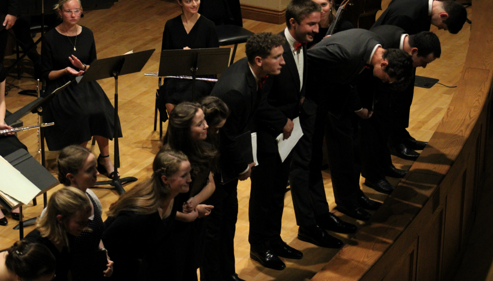 Singers take their bows