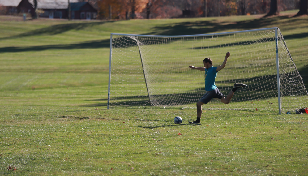 Long kick by the goalie