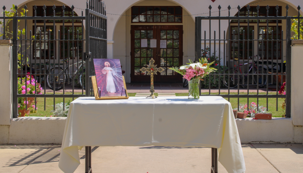 The outdoor altar set up
