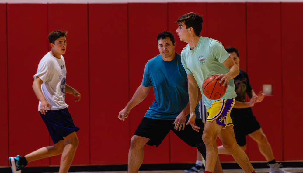 Parent-Alumni basketball game