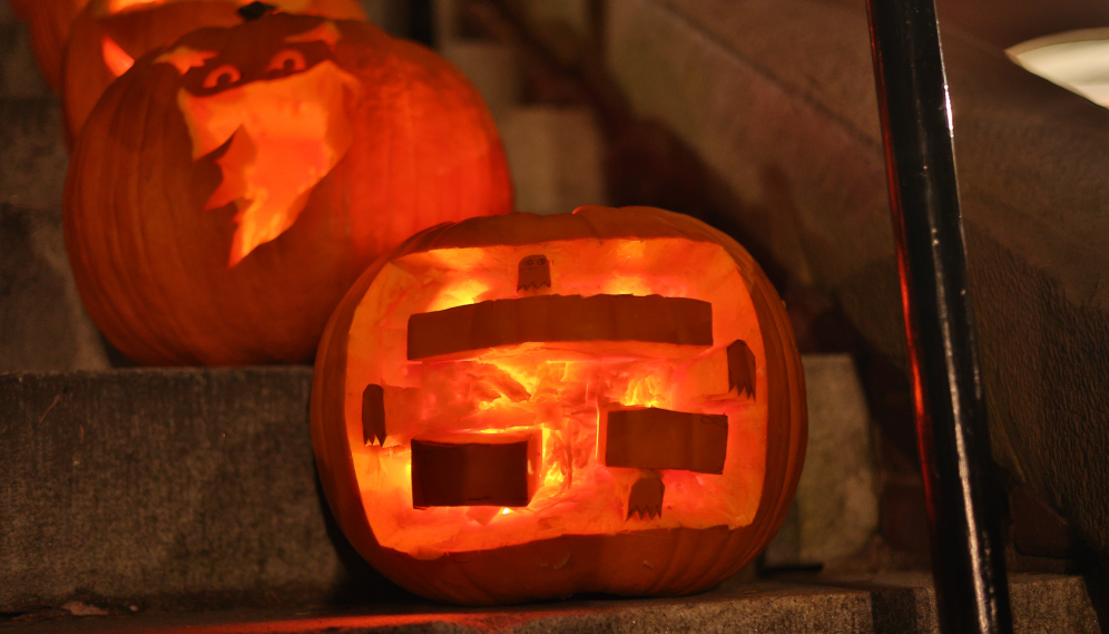 Pumpkin-carving social