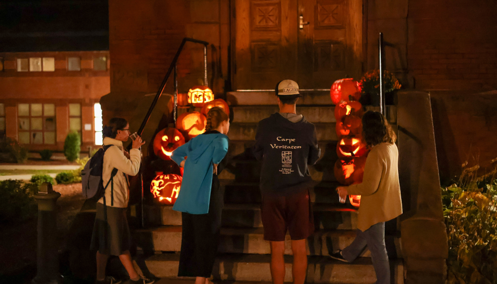 Pumpkin-carving social