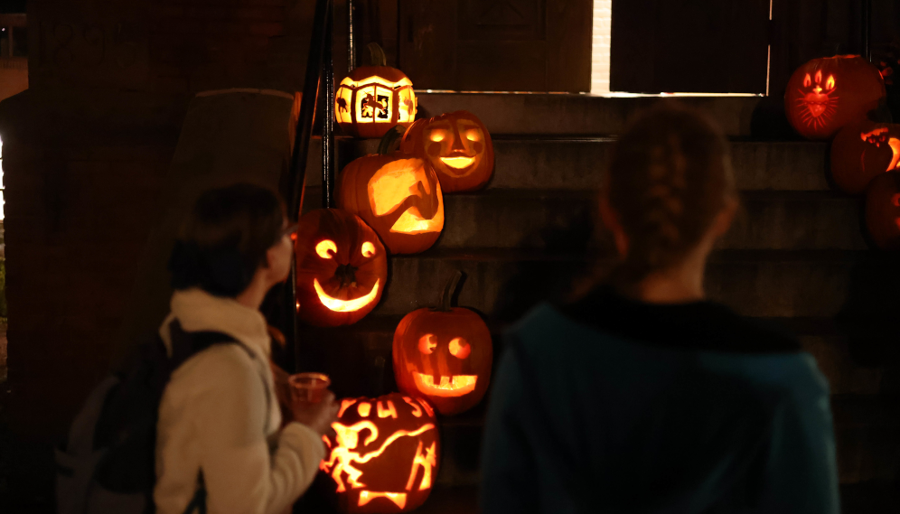 Pumpkin-carving social