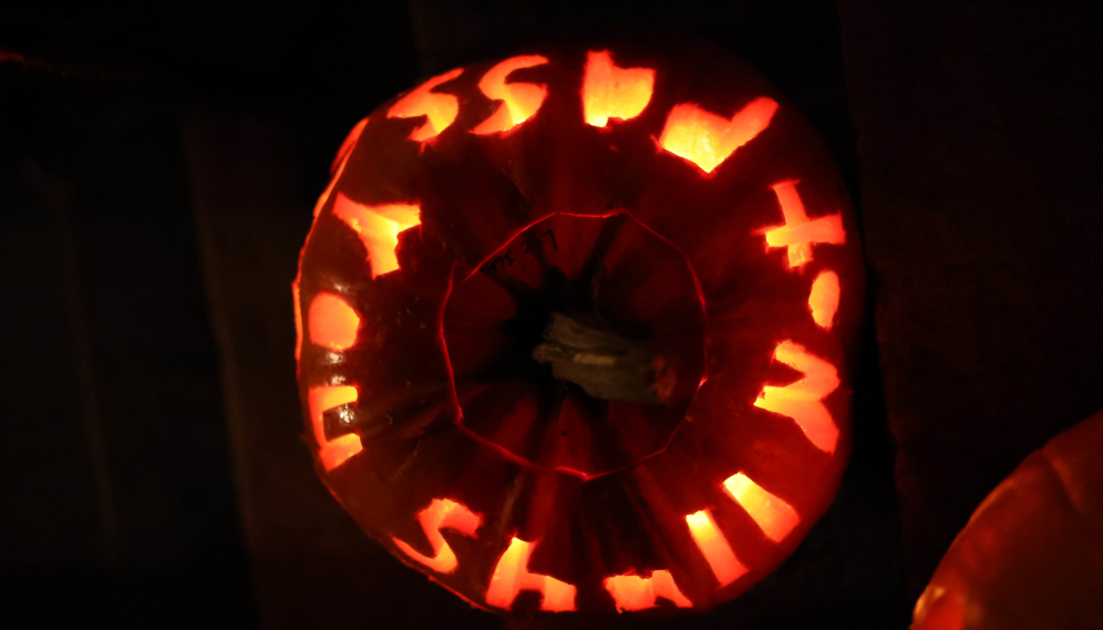 Pumpkin-carving social