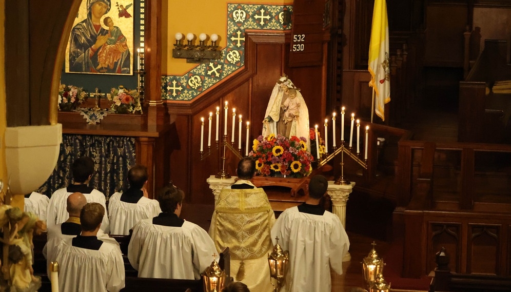 The chapel stops at the icon of our lady of perpetual help