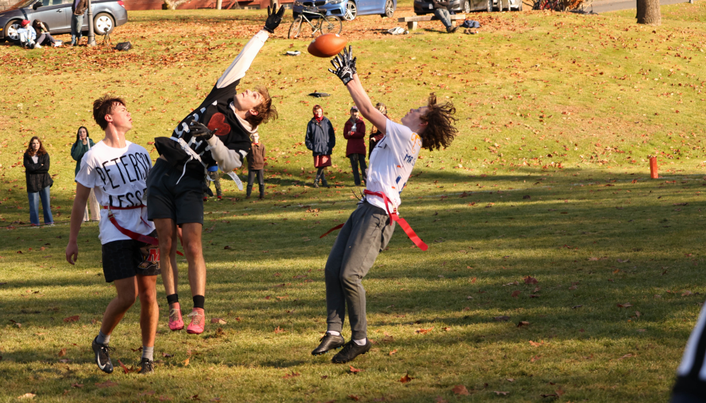 Liam O'Brian ('26) makes the catch