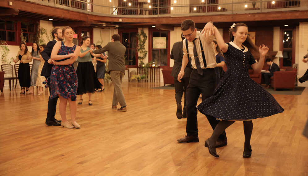 Sophomores Host Clue-Themed Dance