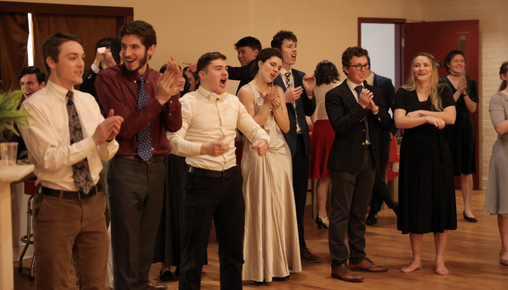 Sophomores Host Clue-Themed Dance