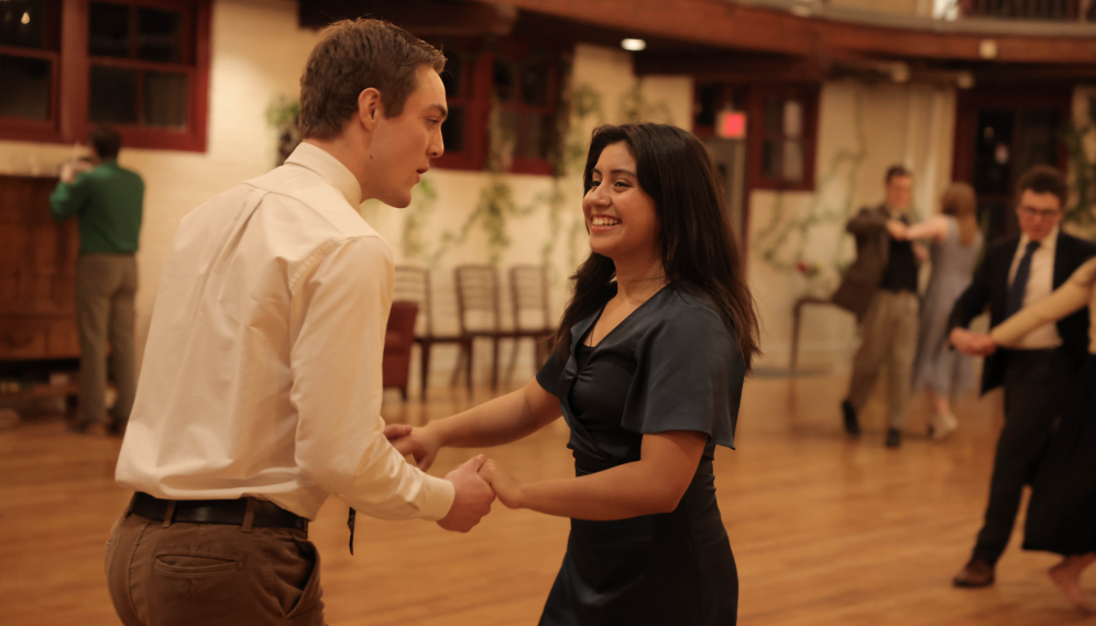 Sophomores Host Clue-Themed Dance