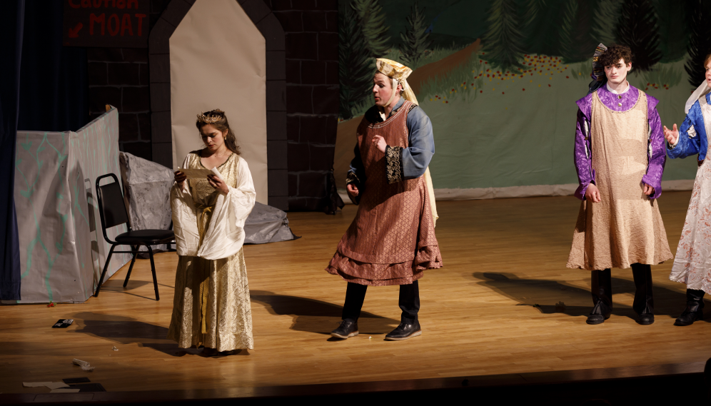 Choir & Orchestra Delight Audience with Princess Ida