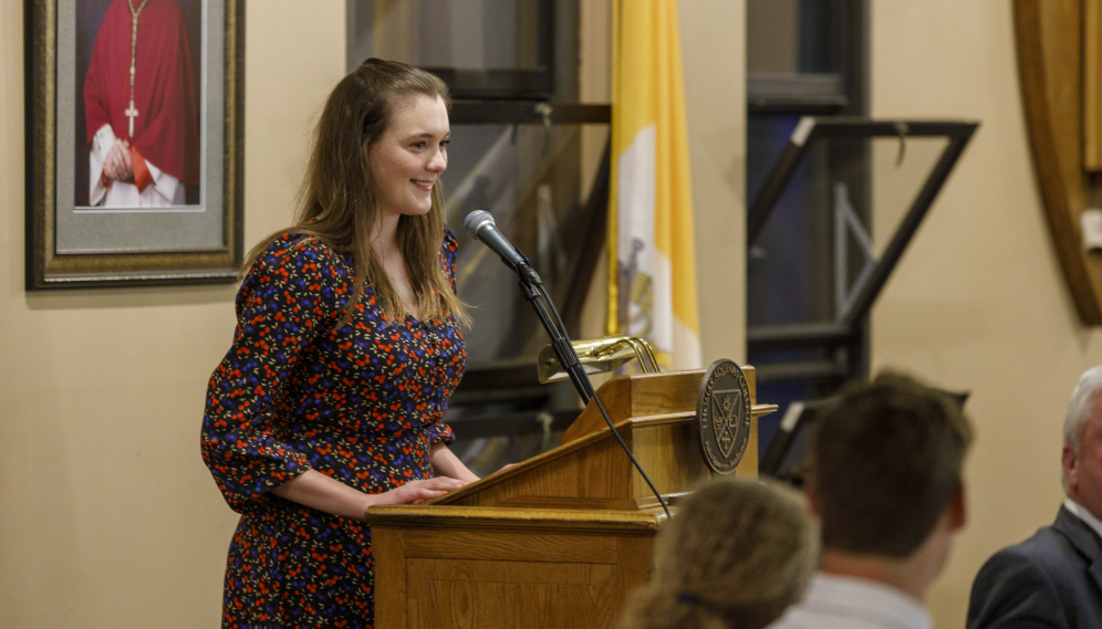 Faculty Bids Farewell to Class of 2024 at President’s Dinner