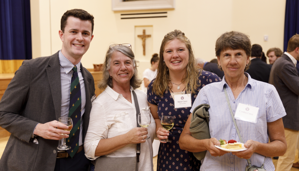 College Welcomes Parents, Newest Alumni at Taco Dinner