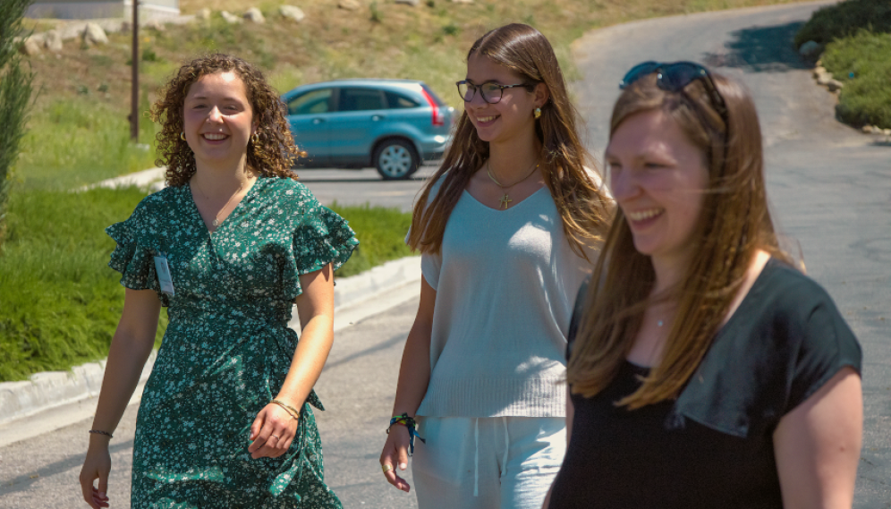 Students arrive at High School Summer Program