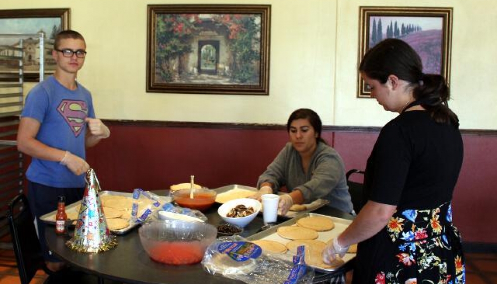 Pizza-Making Party for All-College Seminar Fall 2018