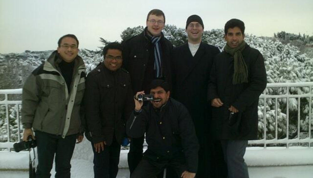 Alumni E-Journal February 2012