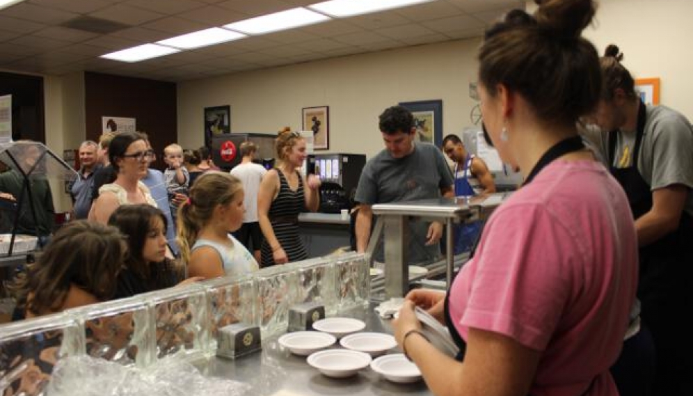 Alumni-Parent Day 2016 Ice Cream Social