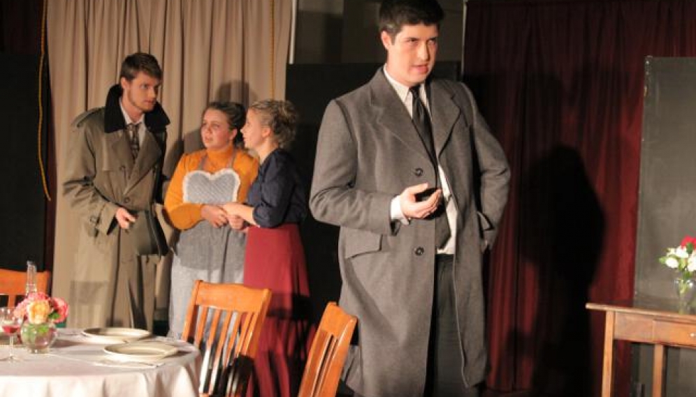 Arsenic and Old Lace 2016