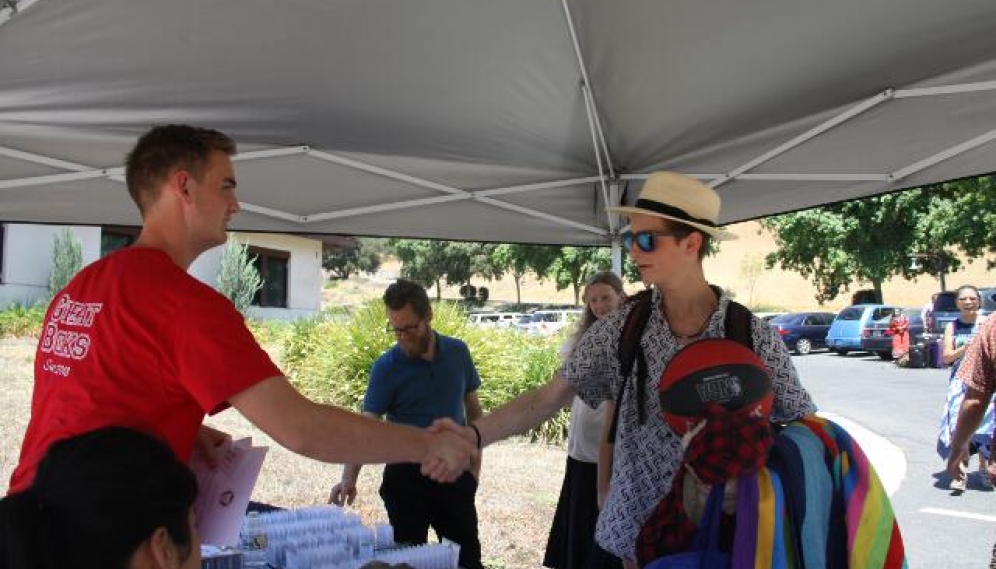 Students arrive for the 2018 High School Summer Program