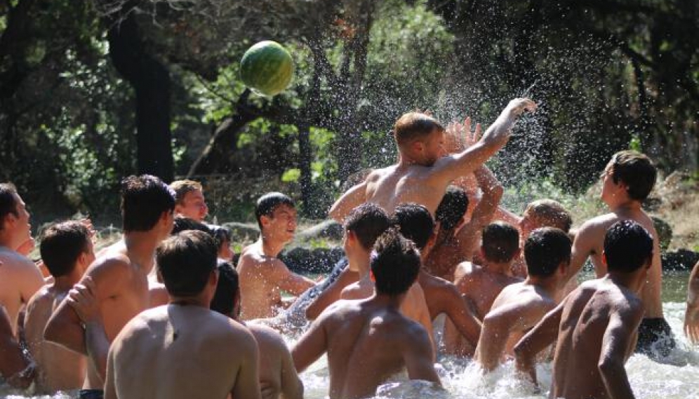 HSSP19 -- Watermelon Water Polo