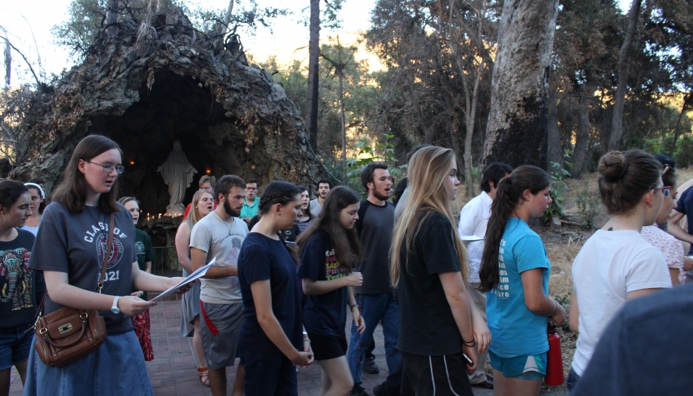 Our Lady of Sorrows Rosary Procession 2018