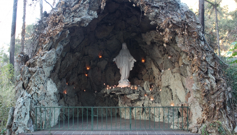 Our Lady of Sorrows Rosary Procession 2018