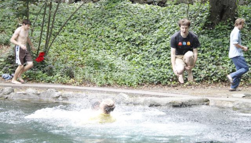 Senior Pond-Jumping 2013