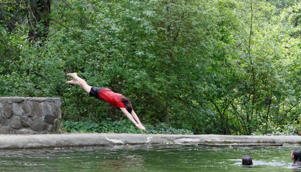 Senior Pond-Jumping 2013