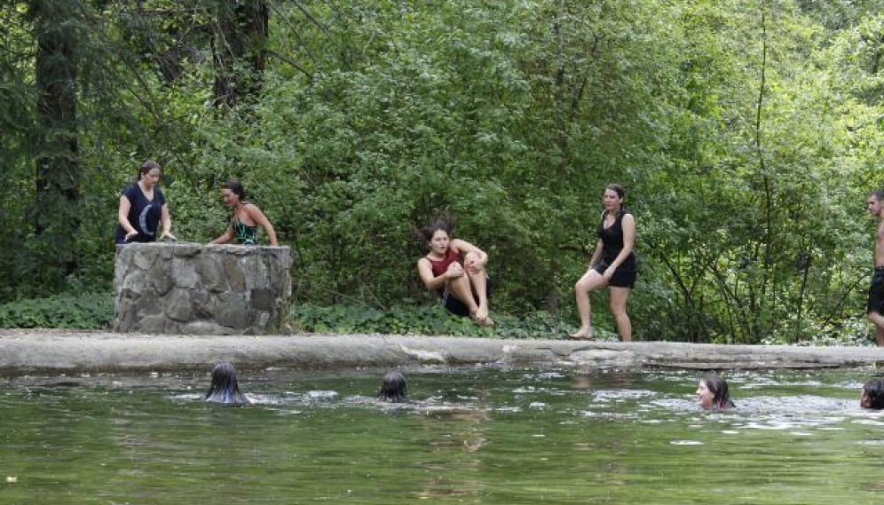 Senior Pond-Jumping 2013