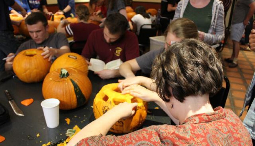 Pumpkin-Carving Contest 2018