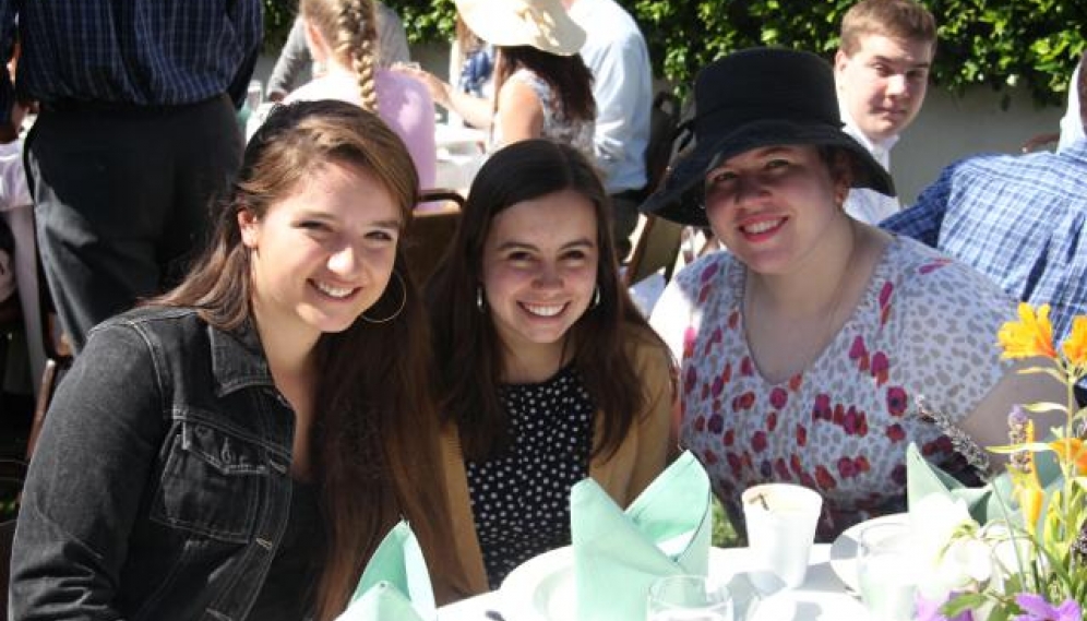 Sophomore-Senior Brunch 2014