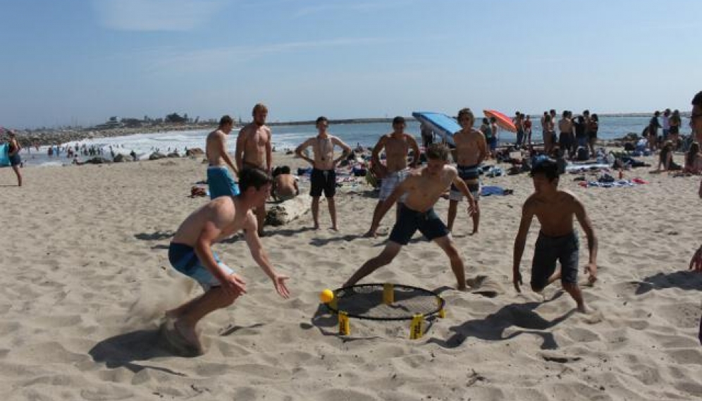 Senior-Freshman Beach Day 2018