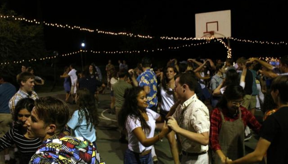 Senior-Freshman Beach Dance 2018