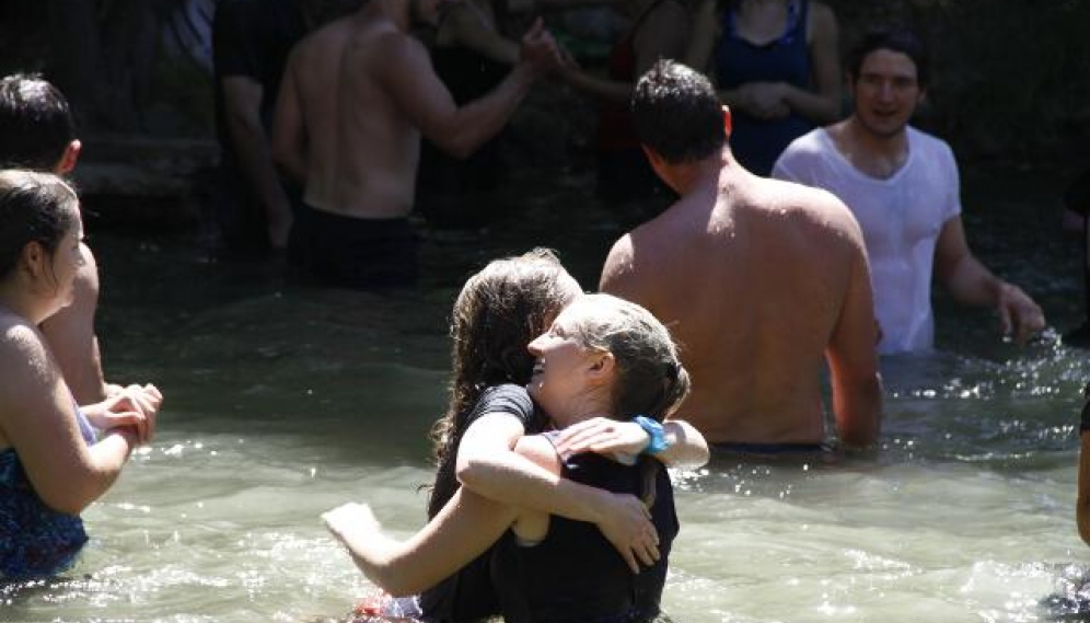 Senior Pond-Jumping 2014