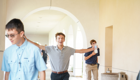 Students walk along academic quadrangle