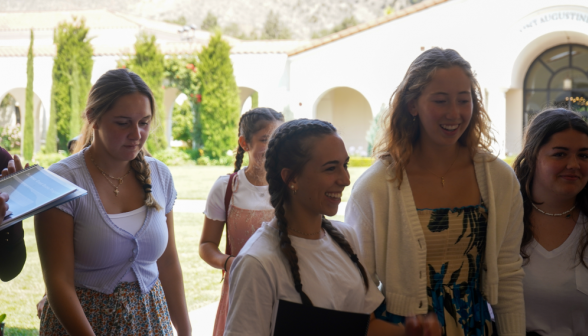 Students walk along academic quadrangle