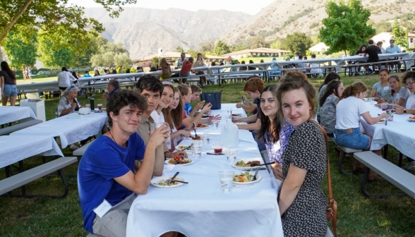 Another tableful of students