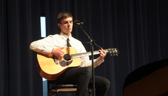 Students perform in talent show